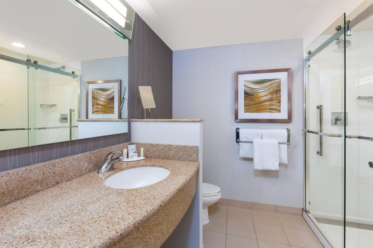 Courtyard By Marriott Oklahoma City Downtown Екстериор снимка