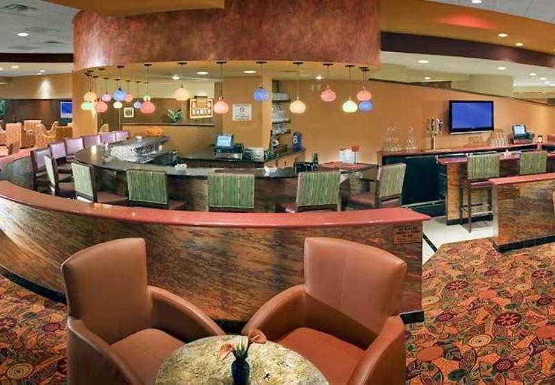 Courtyard By Marriott Oklahoma City Downtown Екстериор снимка