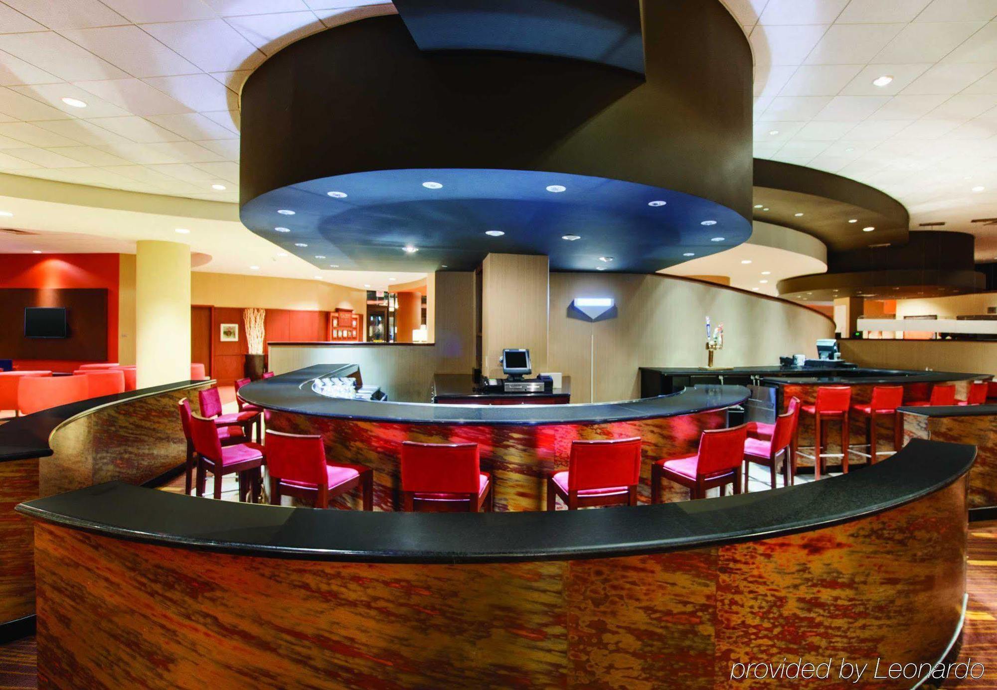 Courtyard By Marriott Oklahoma City Downtown Екстериор снимка